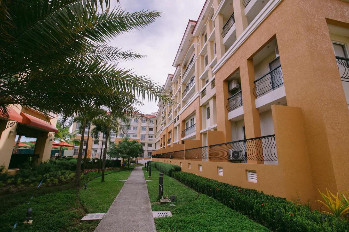 Kara'S Suite Cebu Dış mekan fotoğraf